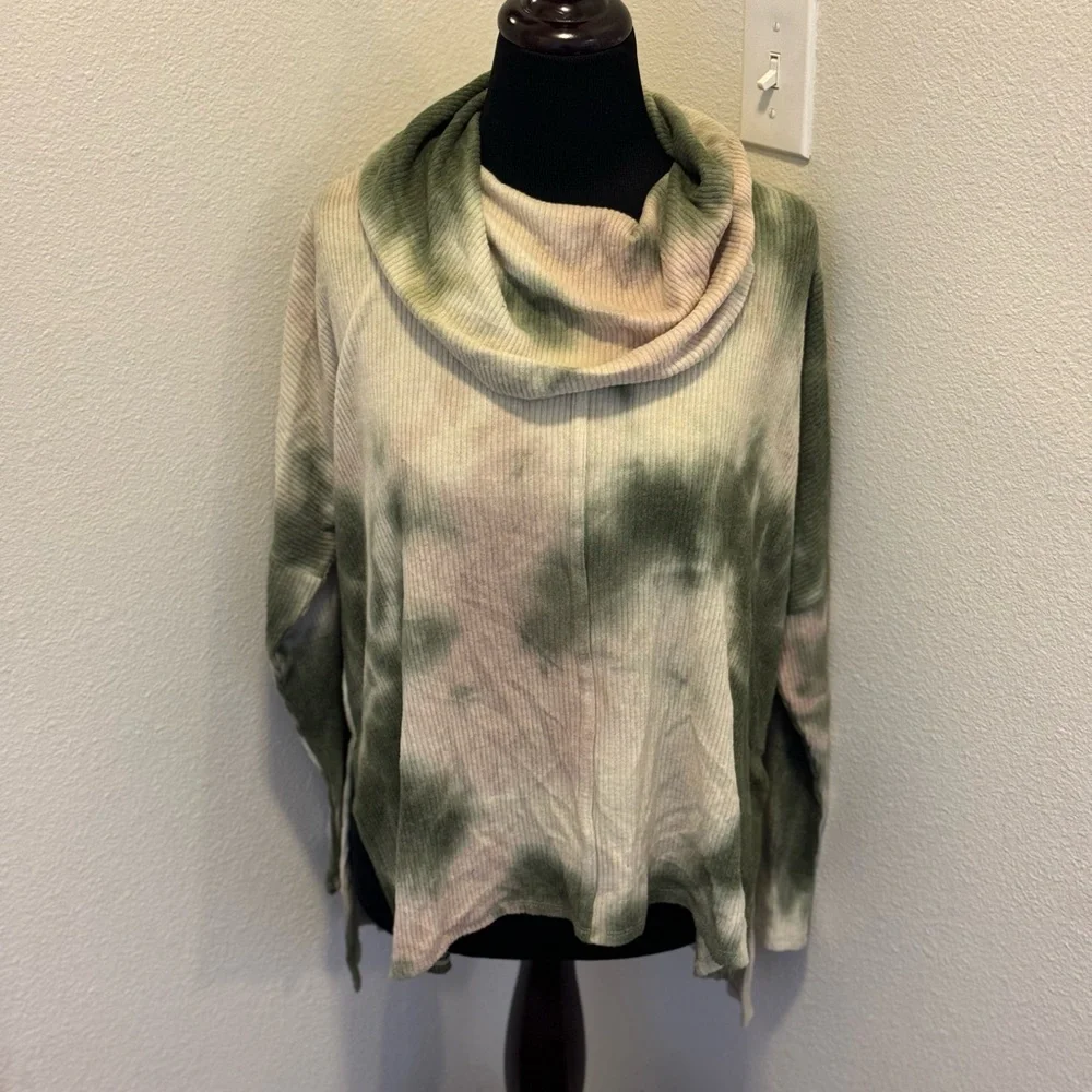 2 FOR $20 StatusChenault Oversized Cowl Neck Sweater Hi-Low Tie Dye Green XS NEW - Picture 3 of 11